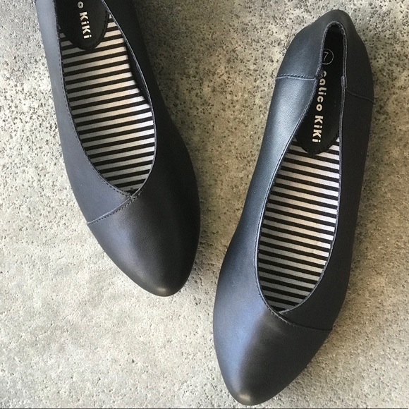 1 LEFT! Calico Black Comfortable Basic Black Flat - Picture 2 of 8